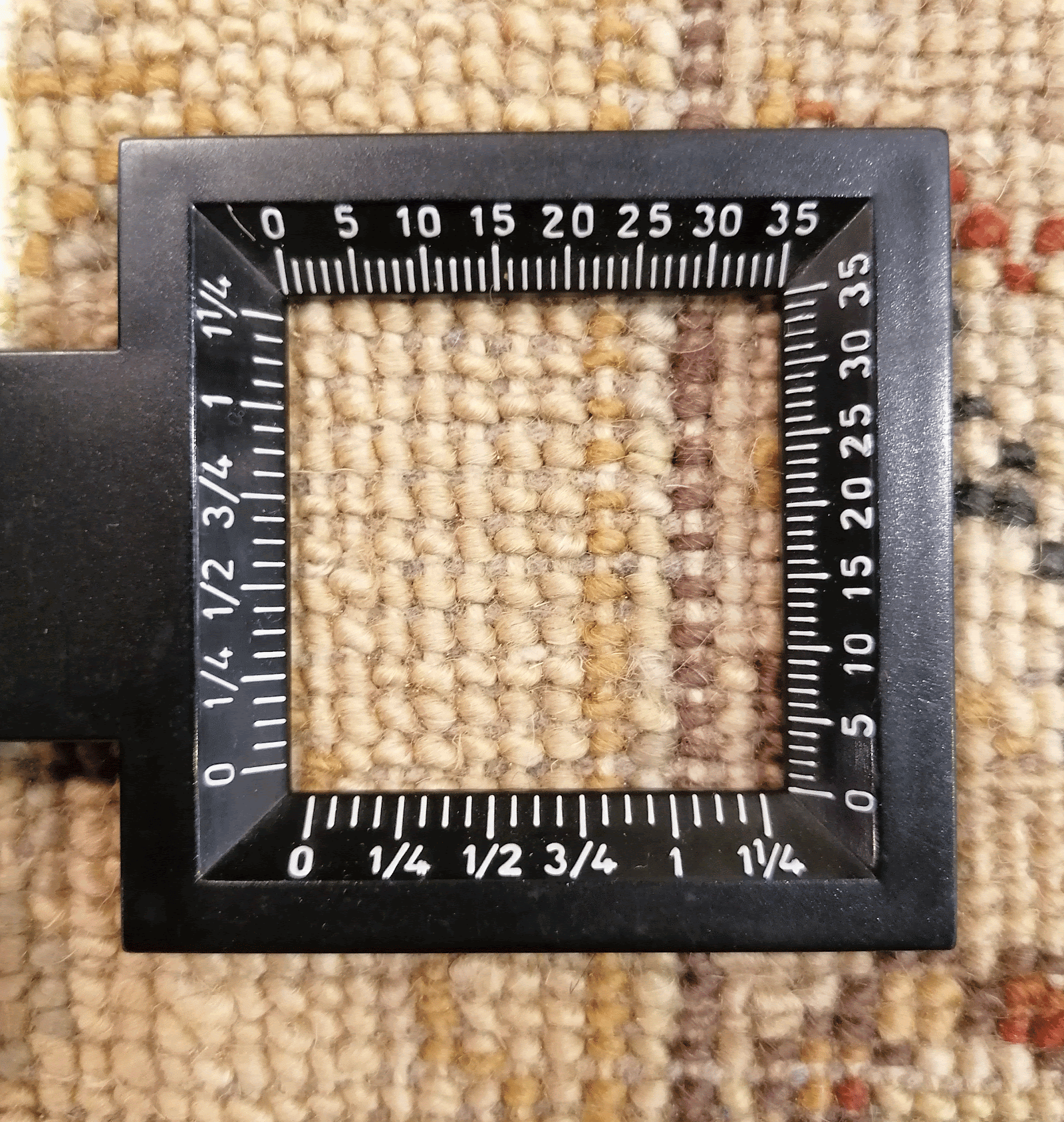 Alfombra IB0024, imagen de su historia y procedencia