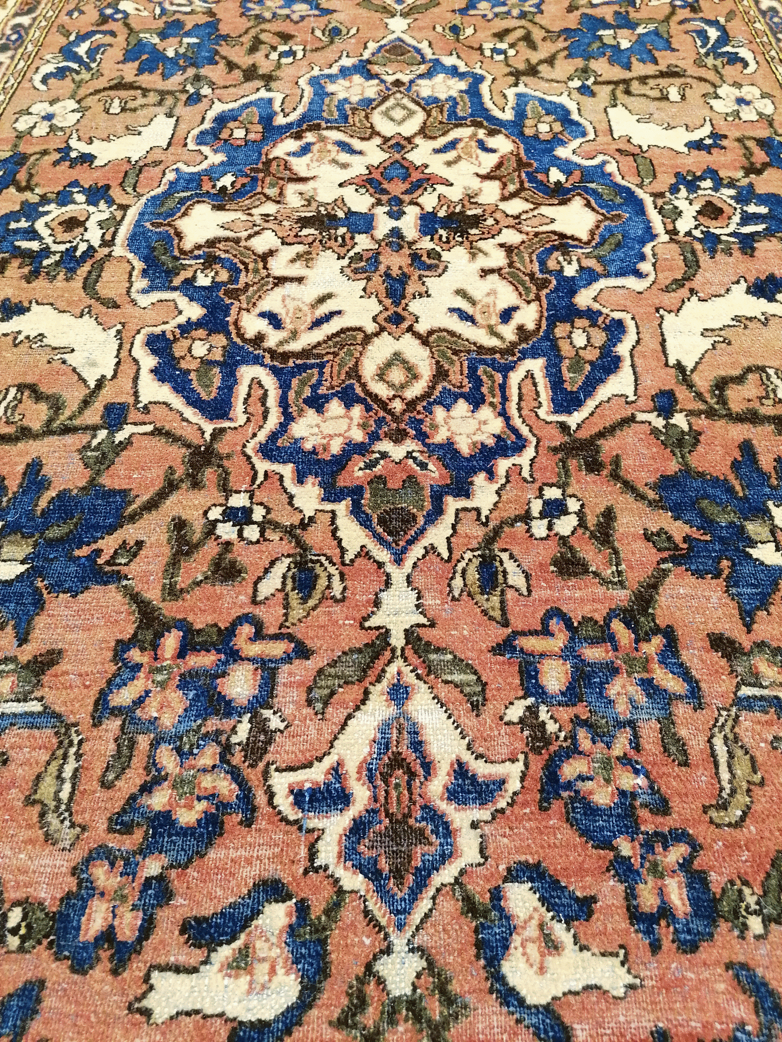 Alfombra 1052, detalle de su artesanía