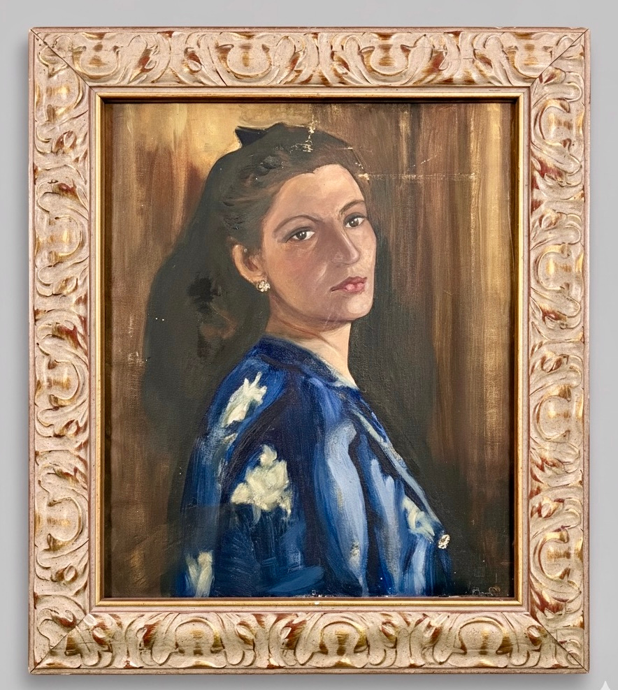 Retrato de mujer con mantón azul · Foto 01