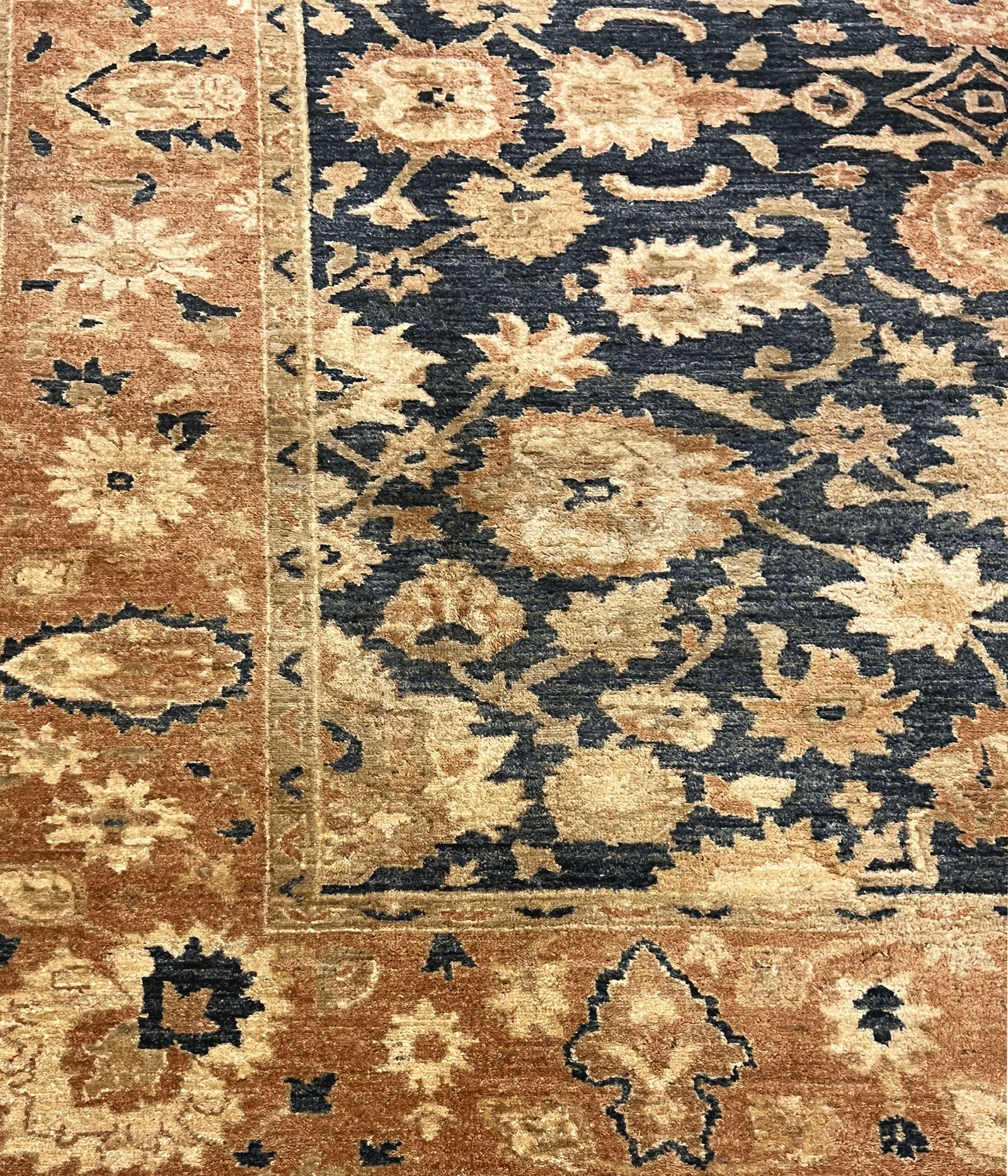 Alfombra SH1602, imagen de su historia y procedencia